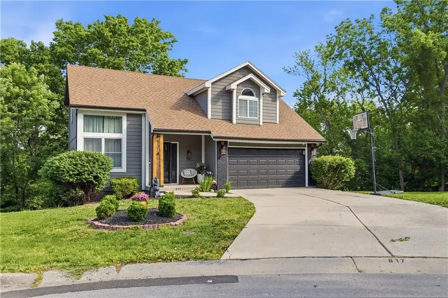 817 NW Golden Court, Blue Springs, MO 64015 - #2