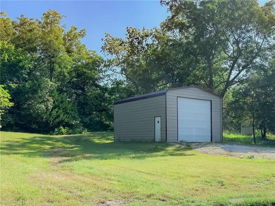 262 W Sugar Lake Drive, Mound City, KS 66056 - #3