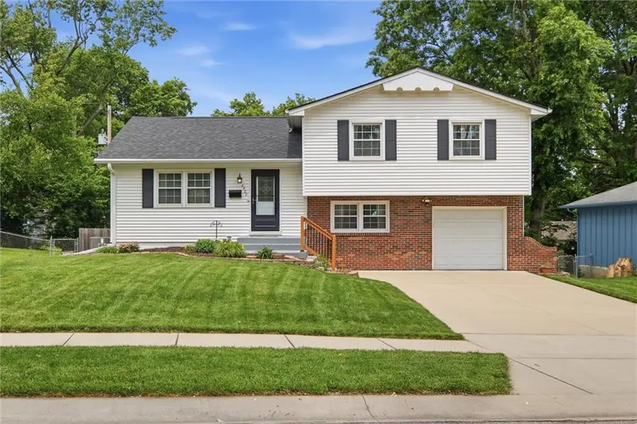6400 W 73rd Terrace, Overland Park, KS 66204 - #3