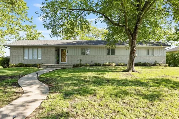 733 Fairway Lane, Fort Scott, KS 66701