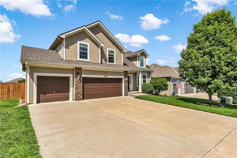 11420 Kimball Avenue, Kansas City, KS 66109 - #2