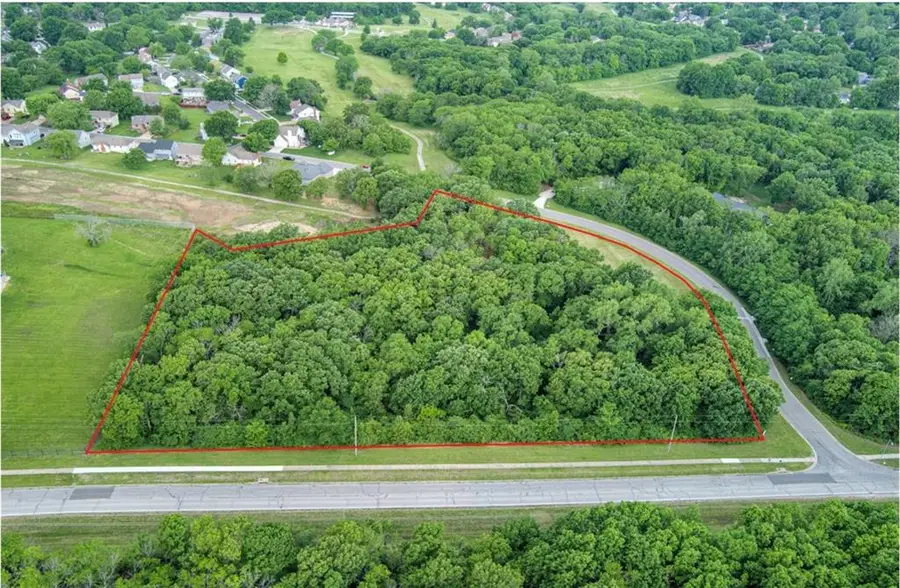 14201 Laquinta Drive, Grandview, MO 64030 - #2