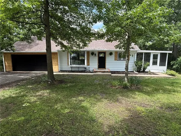 13761 Lookout Drive, Kansas City, MO 64139