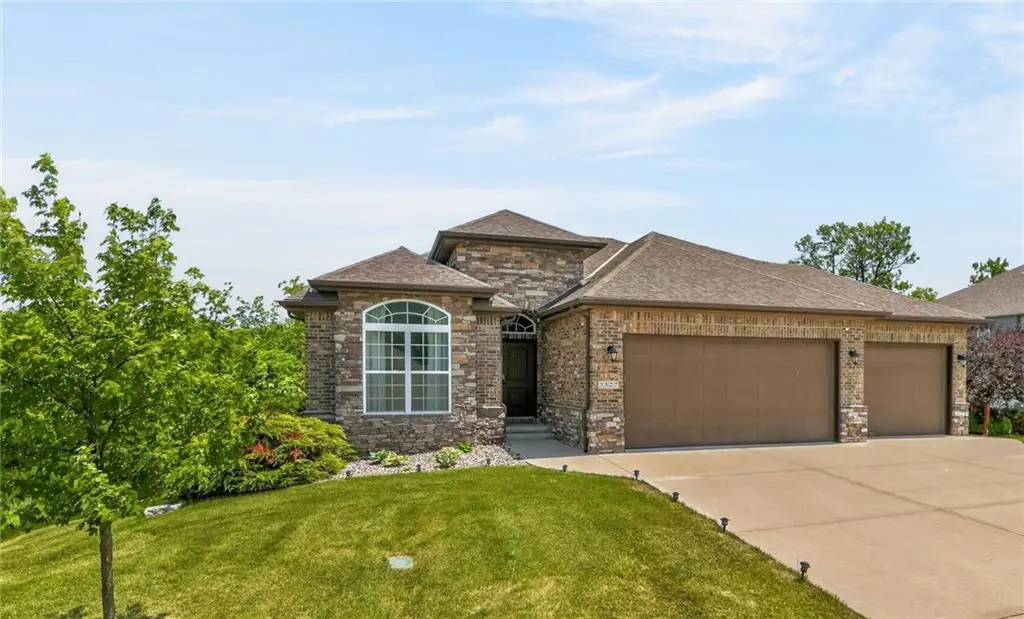 3327 N 109th Terrace, Kansas City, KS 66109 - #1