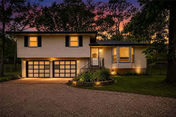 863 Kendall Road, Peculiar, MO 64078