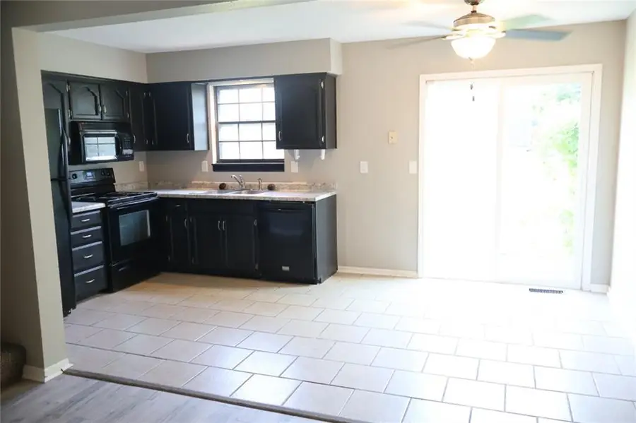 700 Cedar Drive #C, Warrensburg, MO 64093 - #3