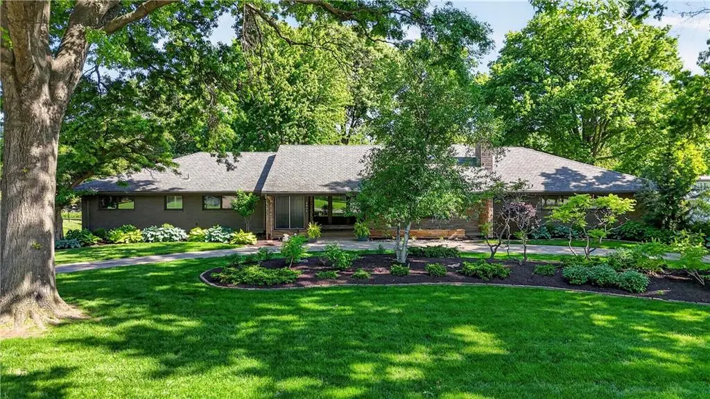 8608 Reinhardt Lane, Leawood, KS 66206 - #1