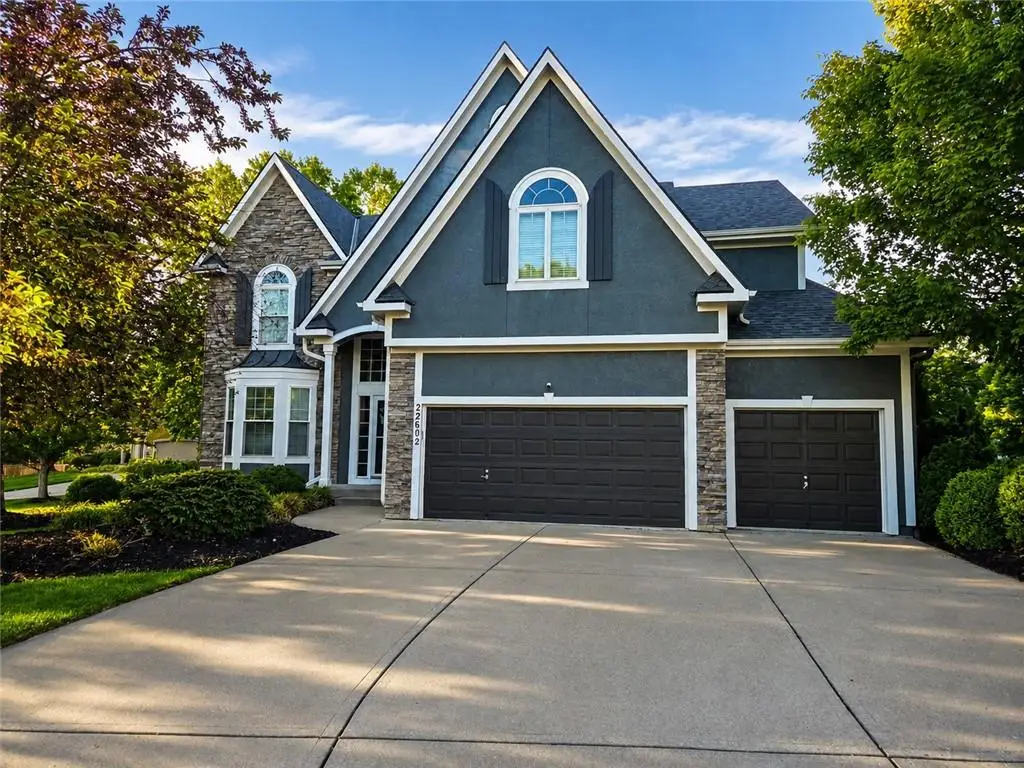 22602 W 59th Street, Shawnee, KS 66226 - #1