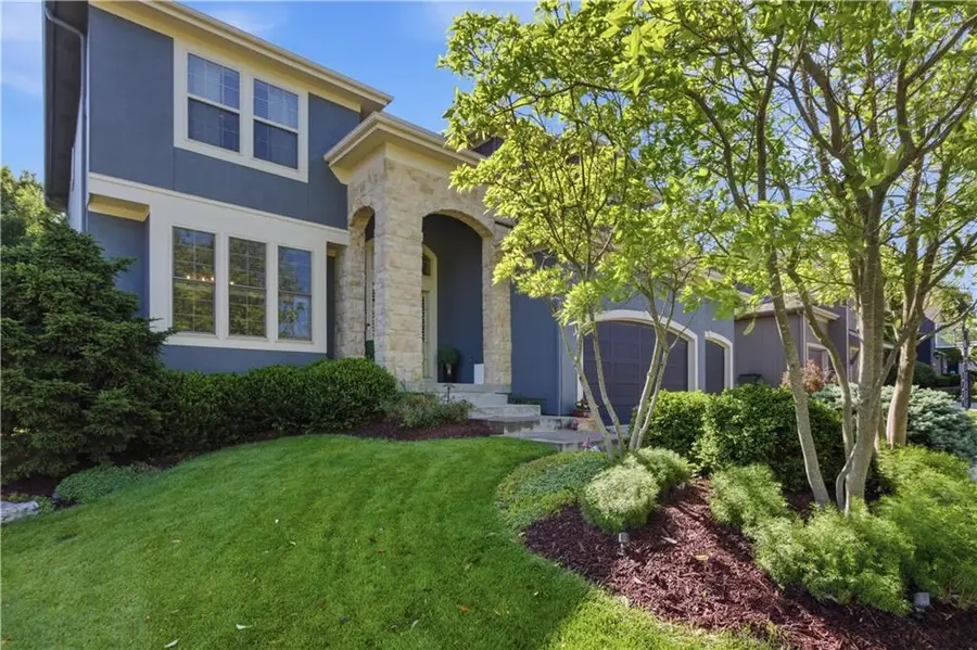 10853 S Theden Street, Olathe, KS 66061 - #3