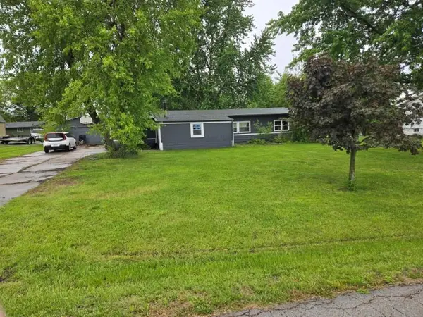 107 Elizabeth Street, Effingham, KS 66023