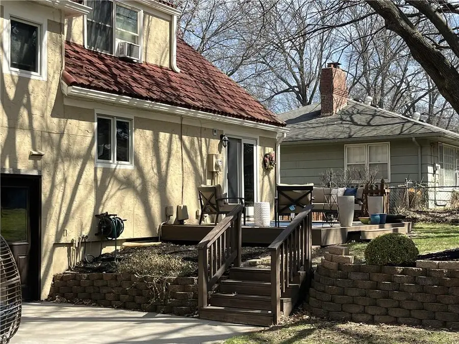 5405 W 80th Street, Prairie Village, KS 66208 - #3