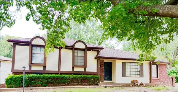 7401 E 127th Street, Grandview, MO 64030
