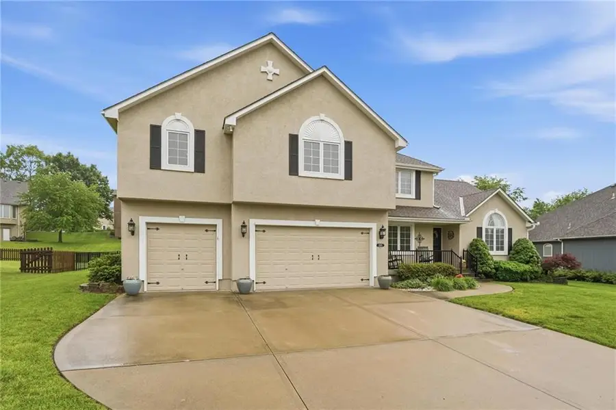 2605 SW Winterview Circle, Lees Summit, MO 64081 - #3