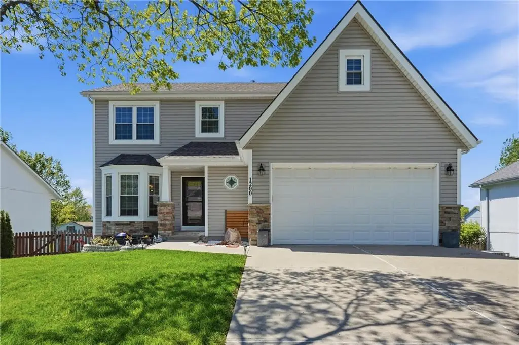 1200 Tyler Lane, Greenwood, MO 64034 - #1