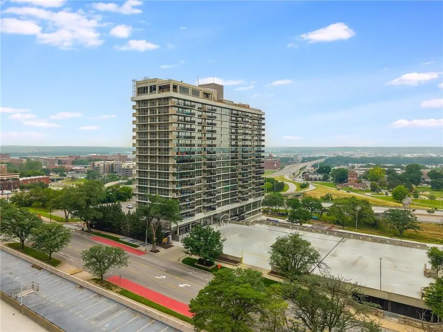 600 Admiral Boulevard #1802, Kansas City, MO 64106 - #2