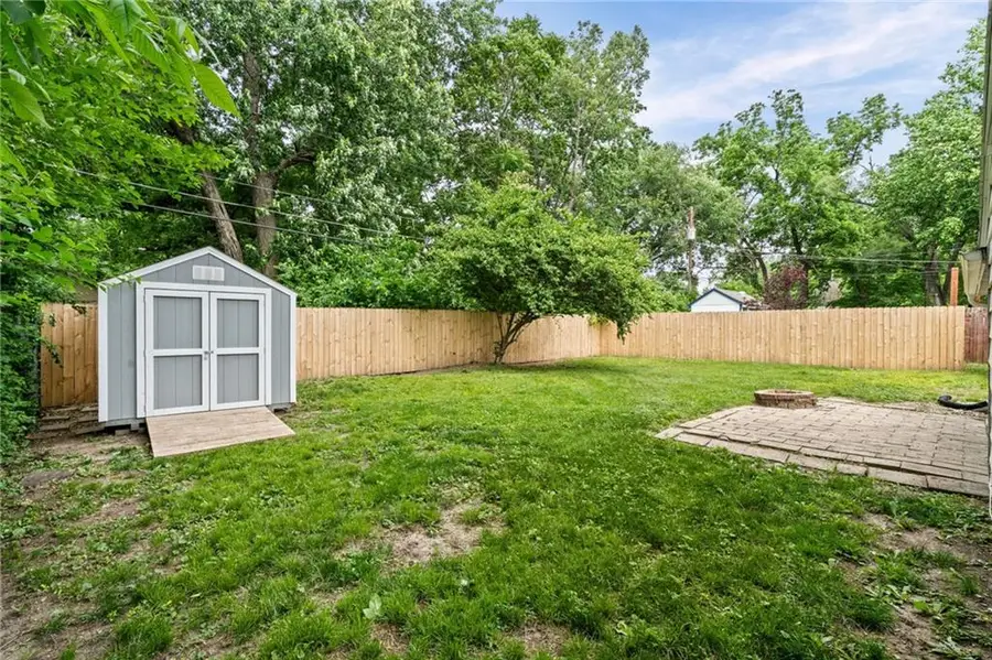 9022 Grand Avenue, Kansas City, MO 64114 - #3