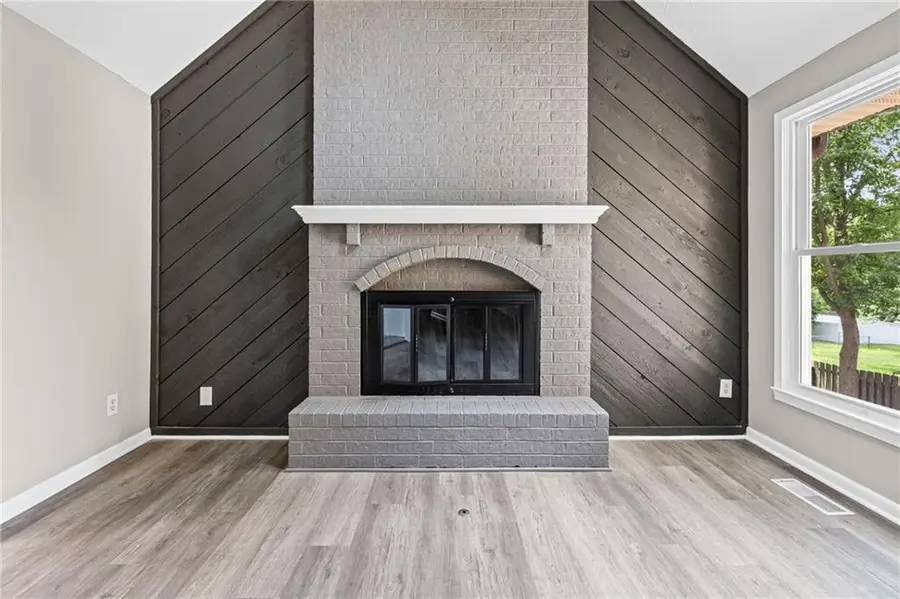 1605 High Drive, Liberty, MO 64068 - #3