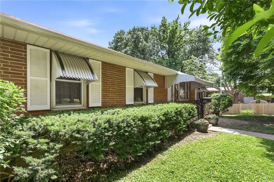 3113 S Scott Avenue, Independence, MO 64052 - #3