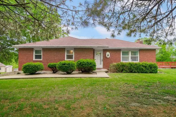 2526 Tri County Line Road, Lathrop, MO 64465