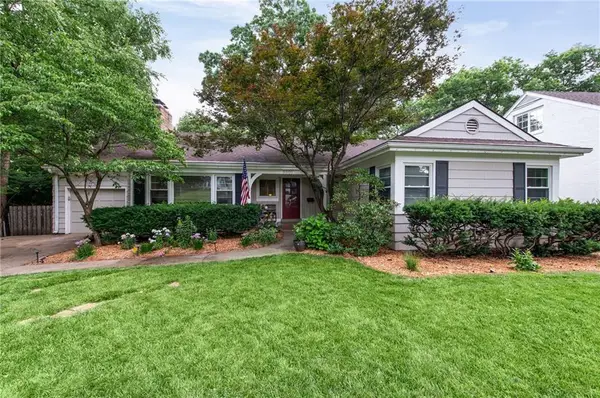 5307 Pawnee Lane, Fairway, KS 66205