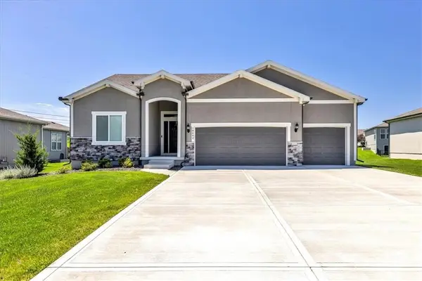 19002 Millview Street, Spring Hill, KS 66083
