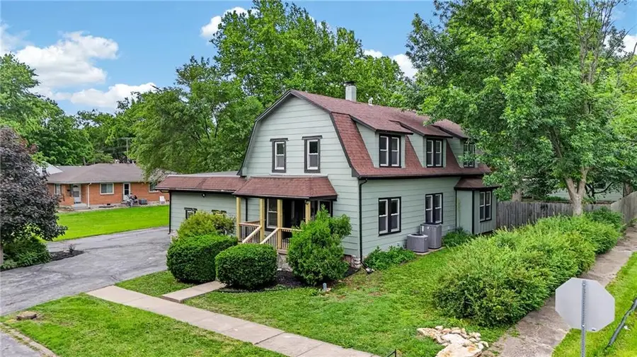 421 3rd Street, Belton, MO 64012 - #2