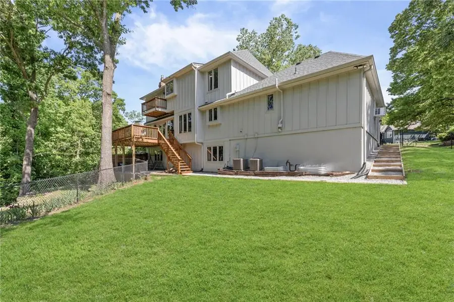 8426 Woodson Place, Raytown, MO 64138 - #3