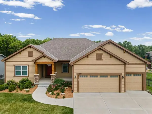 13275 N Silver Ridge Drive, Platte City, MO 64079