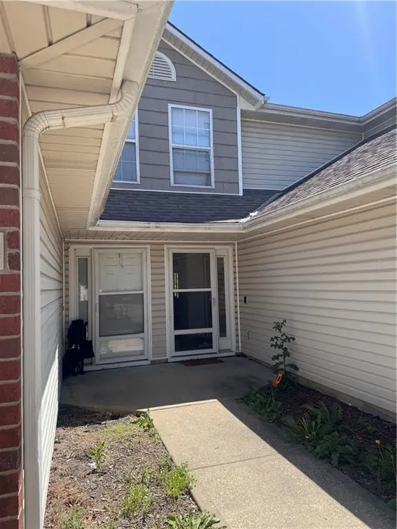 2929 S Harvard Avenue, Independence, MO 64052 - #2