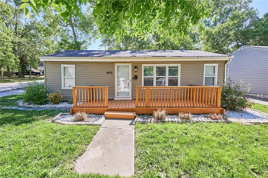 9125 Mcgee Street, Kansas City, MO 64114 - #1