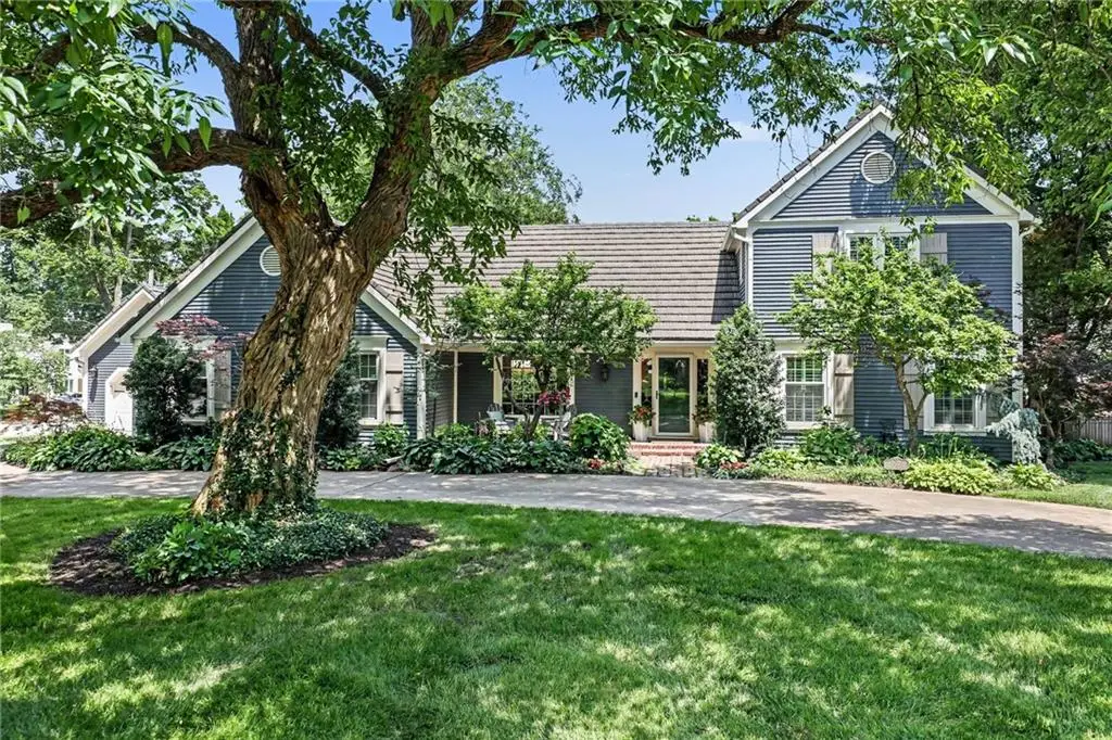 2512 W 71st Street, Prairie Village, KS 66208 - #1