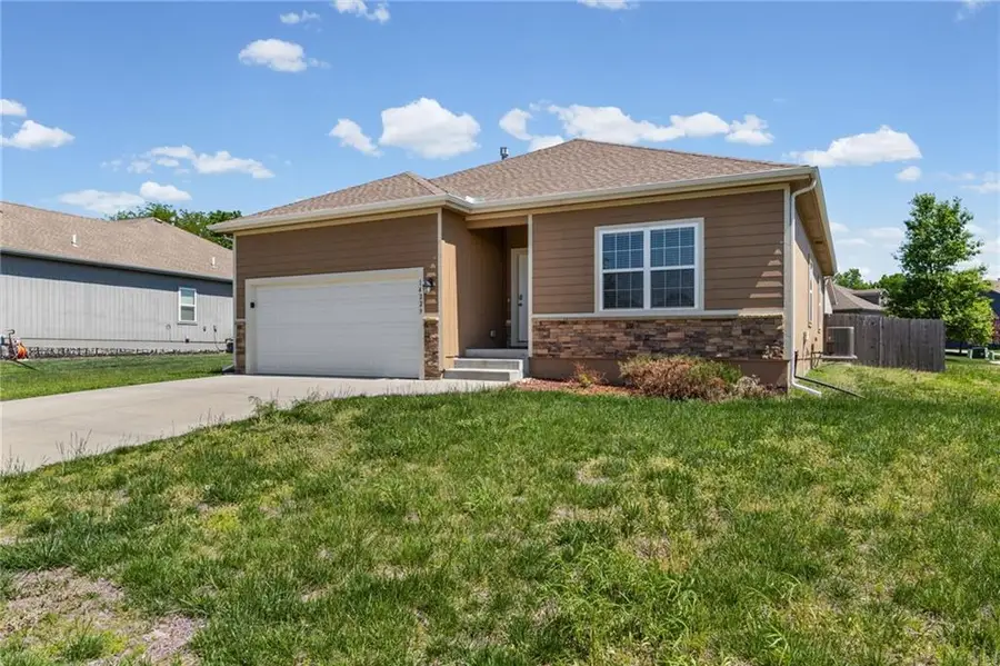 14229 S Landon Street, Olathe, KS 66061 - #3