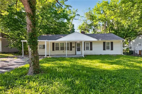 8212 111th Terrace, Kansas City, MO 64134