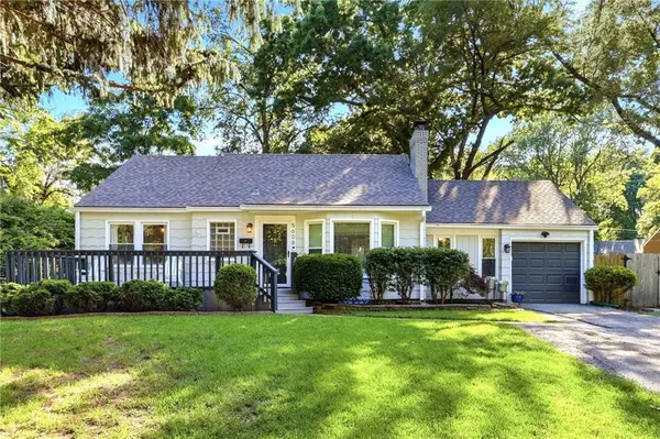 5608 Roeland Drive, Roeland Park, KS 66205