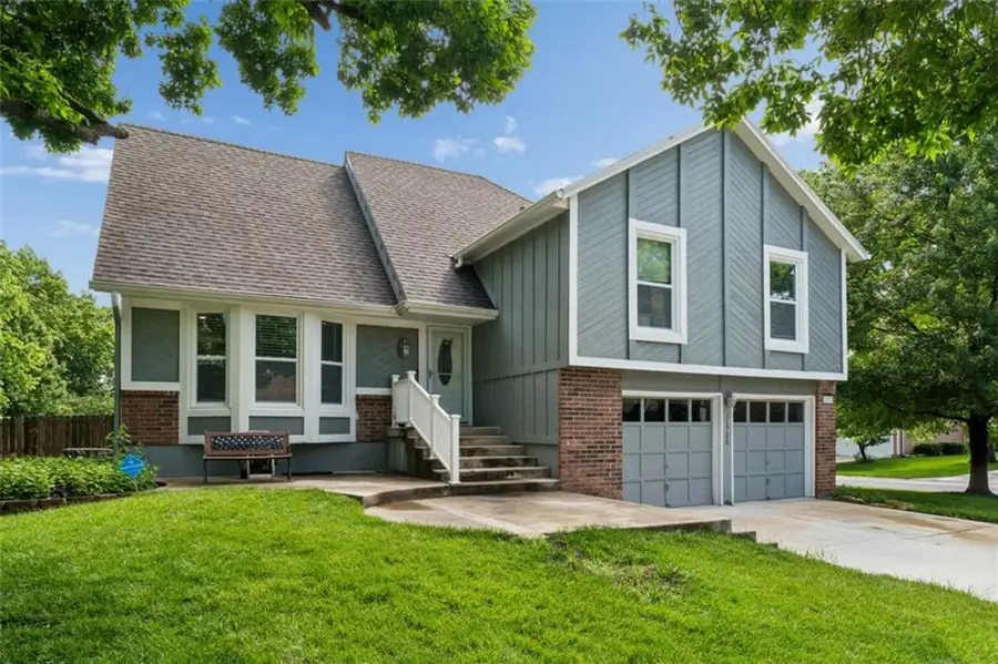 11725 England Street, Overland Park, KS 66210 - #2