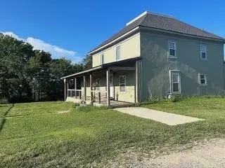 1302 California Road, Williamsburg, KS 66095