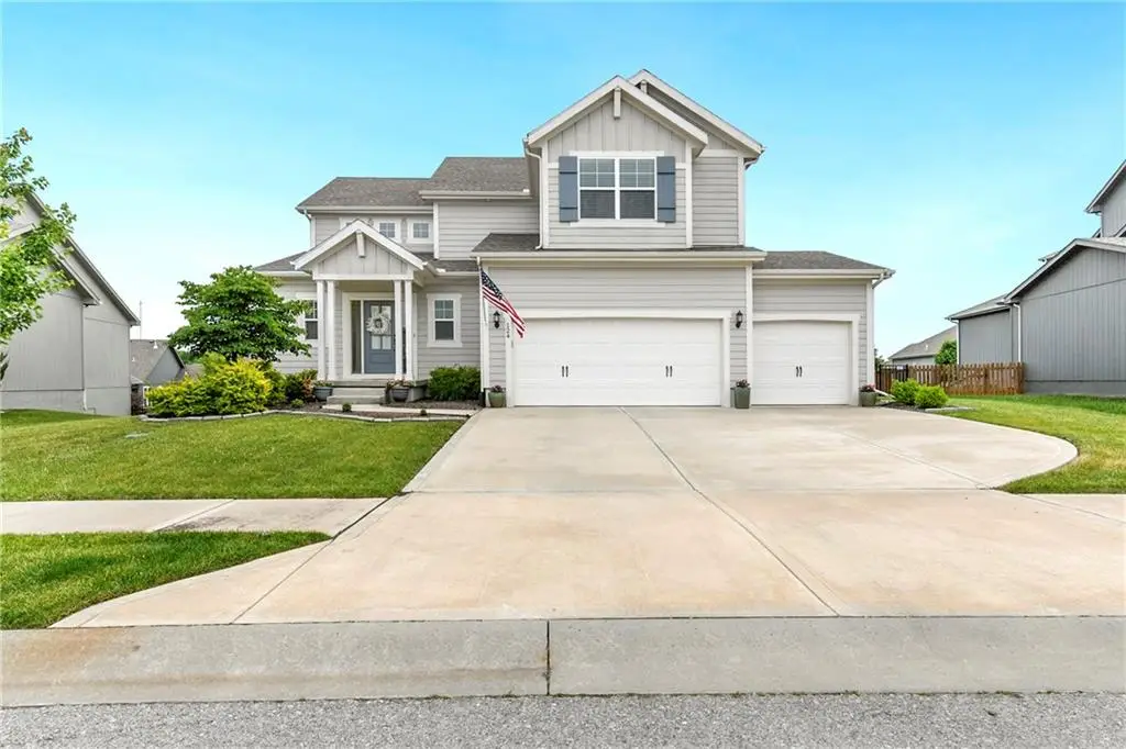 124 SE Briar Valley Lane, Blue Springs, MO 64064 - #1