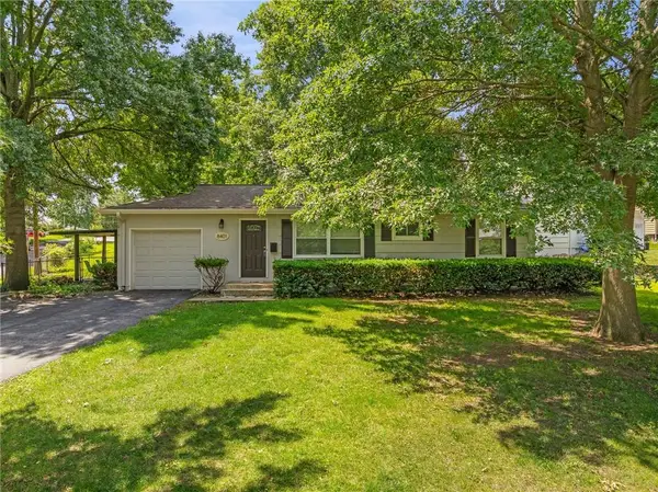 8401 W 68th Terrace, Overland Park, KS 66204