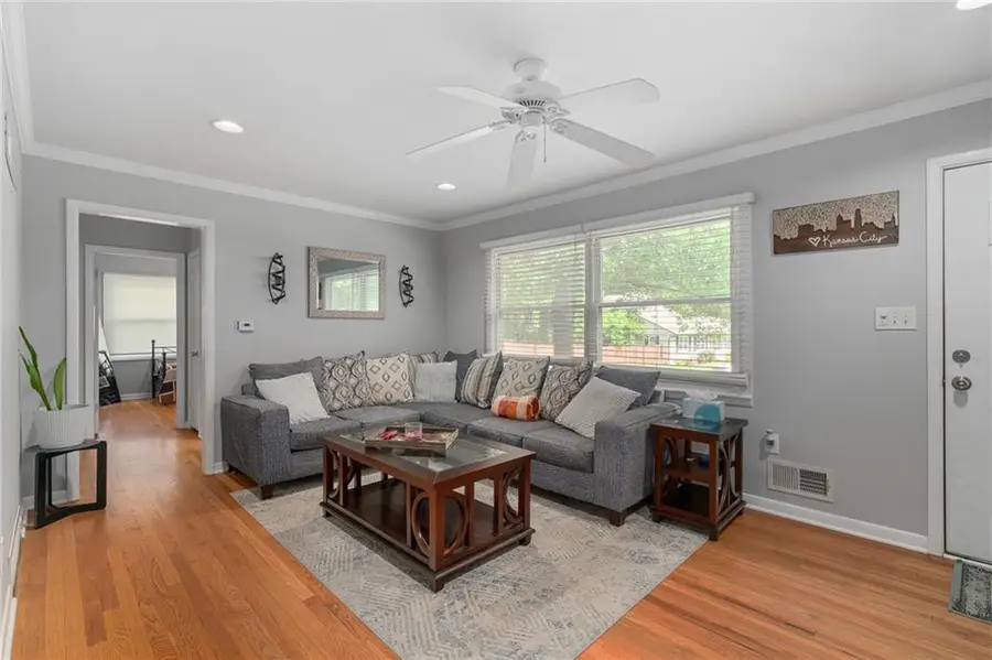 8401 W 68th Terrace, Overland Park, KS 66204 - #3