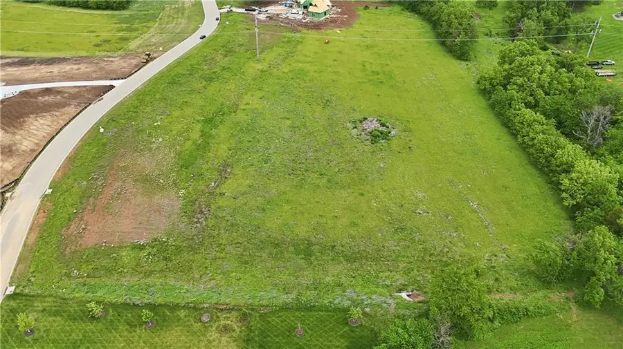 20179 Grandview Street, Bucyrus, KS 66013 - #3