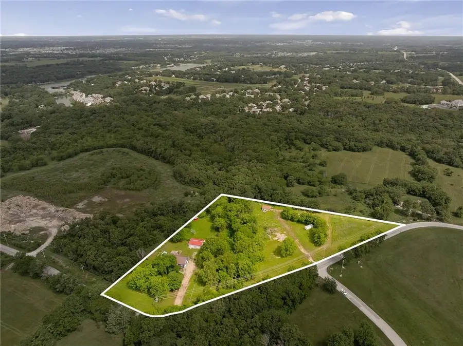 700 E 171st Street, Loch Lloyd, MO 64012 - #3