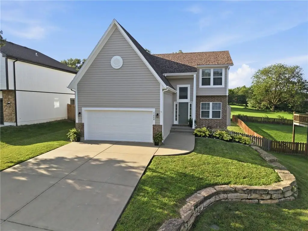11448 Parkview Avenue, Kansas City, KS 66109 - #1