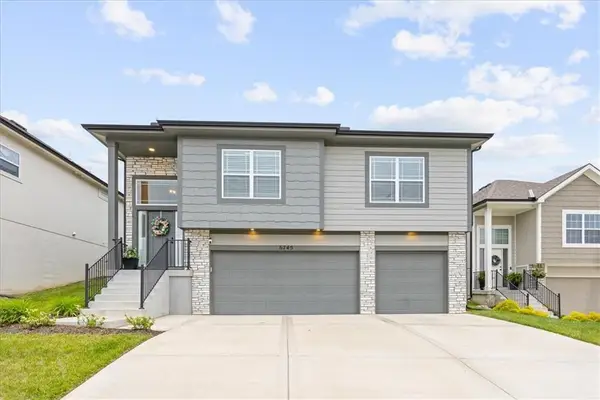 6745 Prairie Lane, Parkville, MO 64152