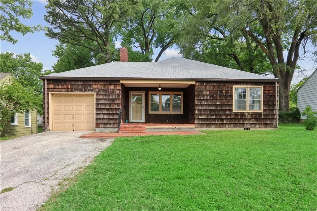 5012 Sycamore Drive, Roeland Park, KS 66205 - #1