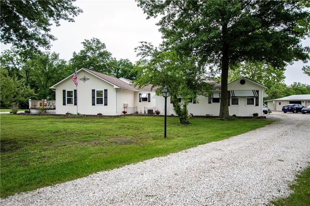 8005 S Buckner Tarsney Road, Oak Grove, MO 64075 - #1