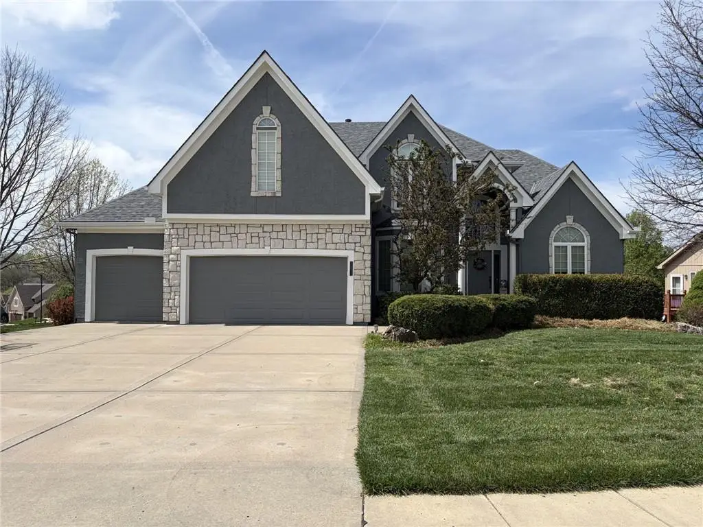 7822 Hull Avenue, Kansas City, MO 64151 - #1