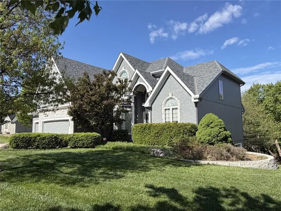 7822 Hull Avenue, Kansas City, MO 64151 - #2