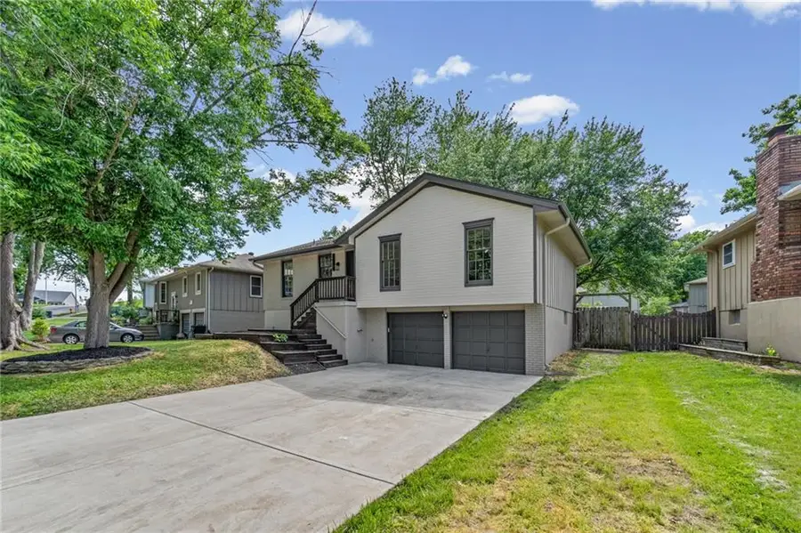 3004 Iva Drive, Independence, MO 64057 - #2