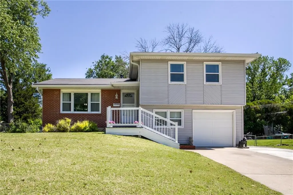 10609 Askew Avenue, Kansas City, MO 64137 - #1