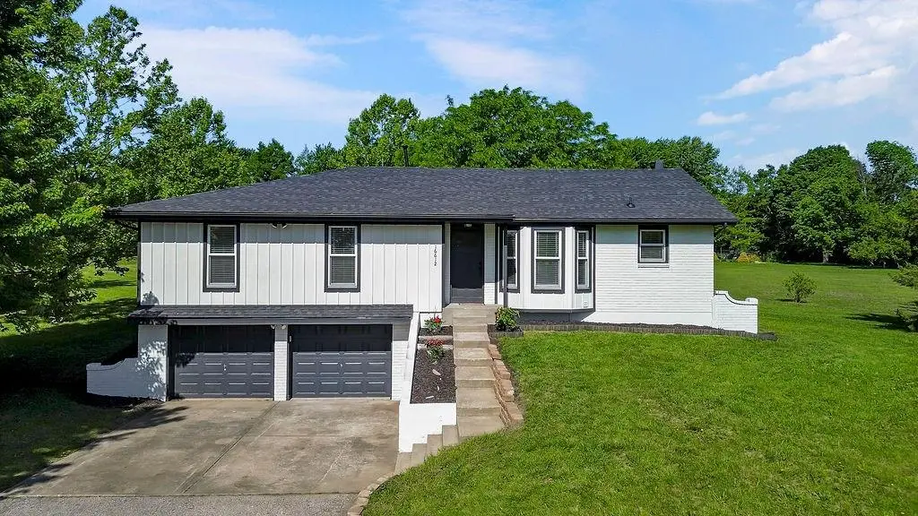 16612 Kentucky Road, Belton, MO 64012 - #1